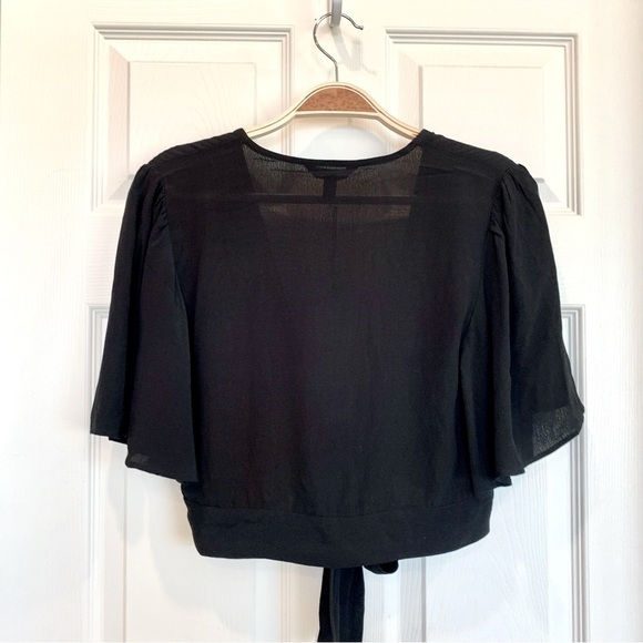 Black Convertible 2-Way Flutter Sleeves Crop Top Bolero - Picture 3 of 8